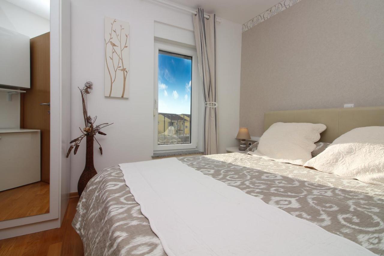Vistamar Apartment Rogoznica  Exterior photo